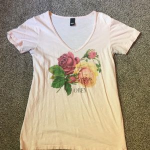 Obey rose t-shirt